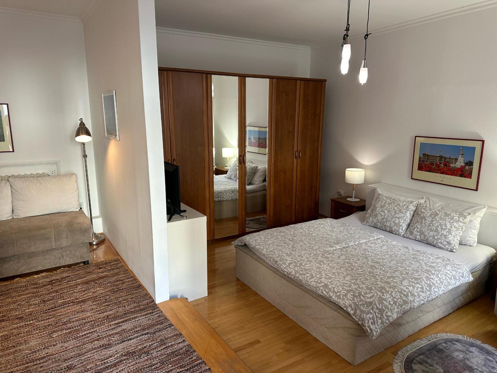 Apartmani Maximus Subotica Buitenkant foto